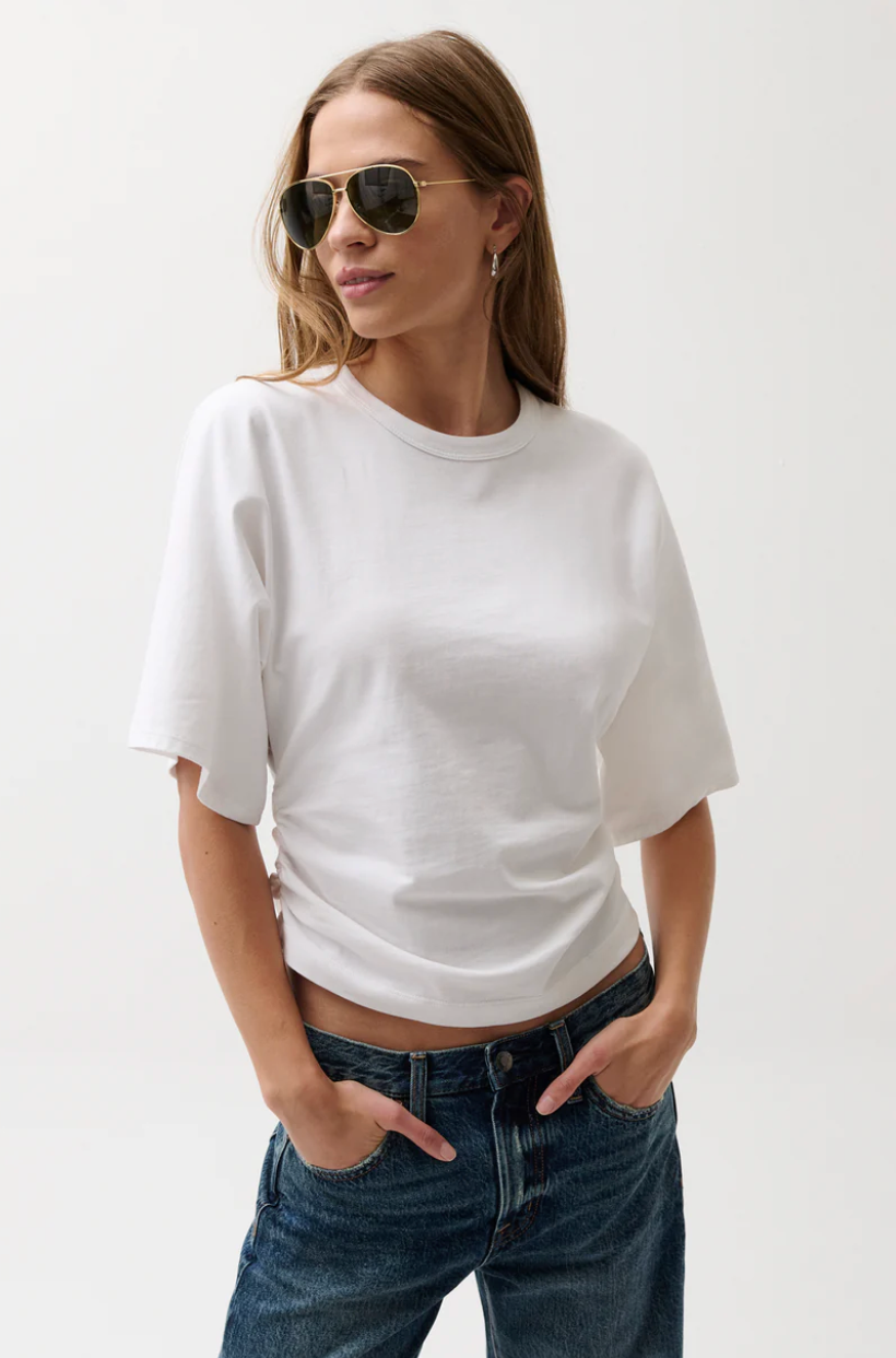 Pistola Veronika Tee