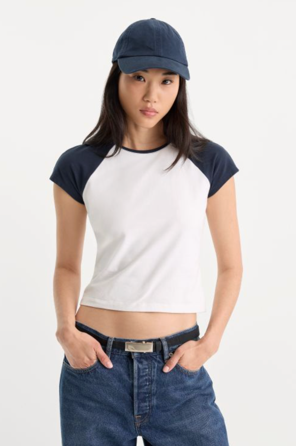 Good American Chalk Raglan Tee